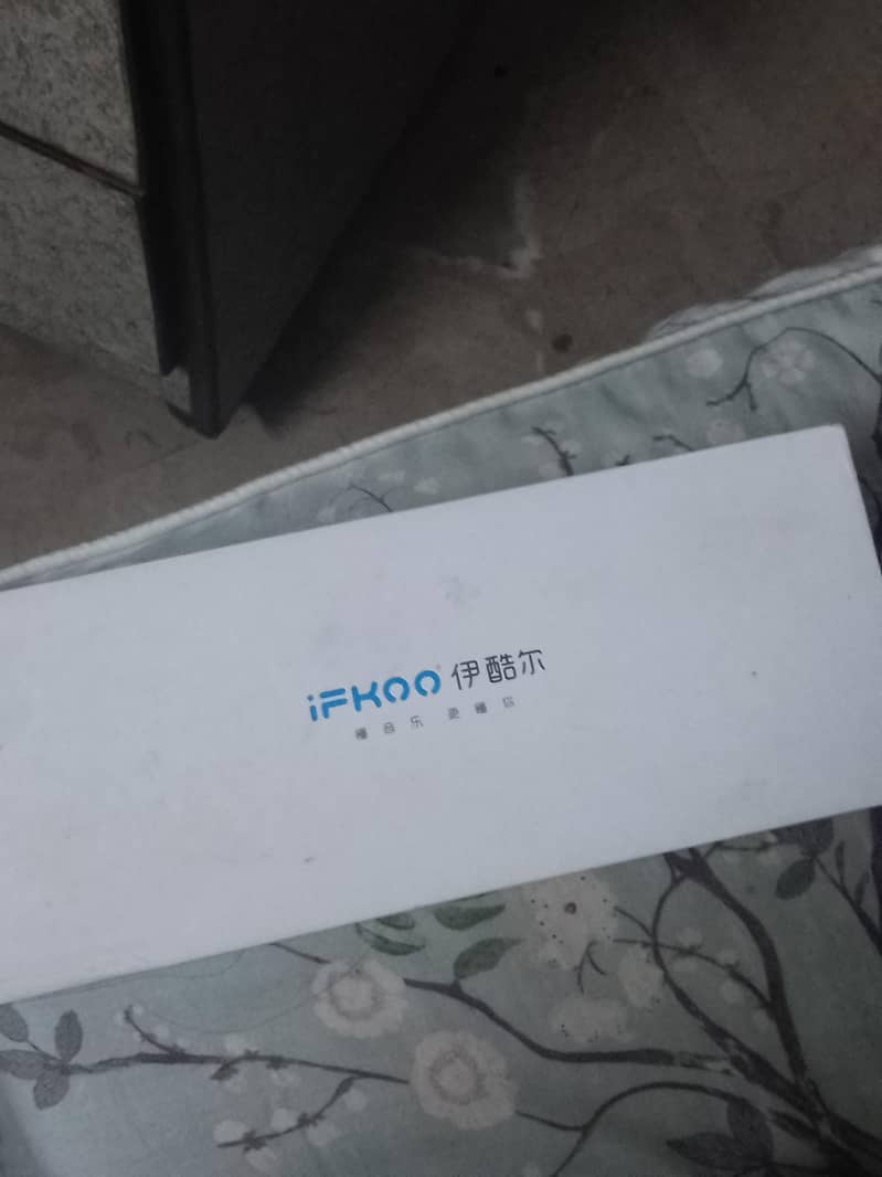 Bluetooth Speaker with time 0