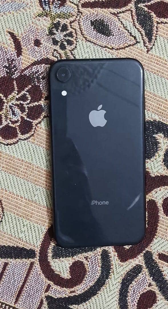 IPHONE XR 1