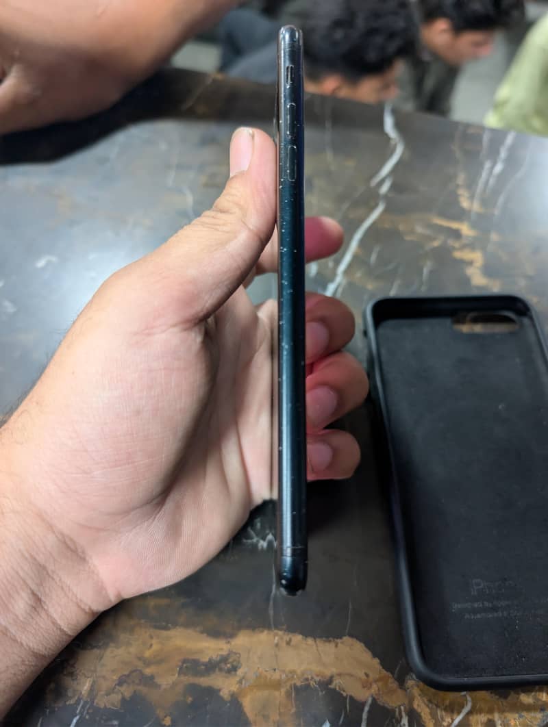 iphone 7 plus 1