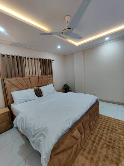 3BHK Luxury Furnished Apartment available for Daily Basis