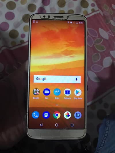 Motorola E5 play