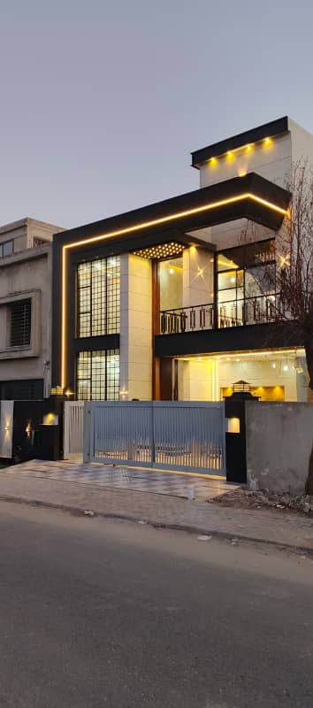 Luxury 10 Marla Brand New House For Sale In Bahria Orchard Central Block Phase 1 Raiwind Lahore