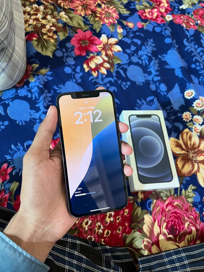 iPhone 12 5