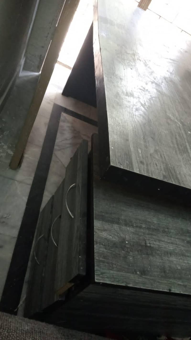 Office Table & Chair 1