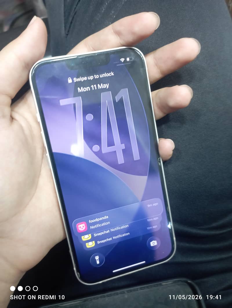 iPhone 13 1