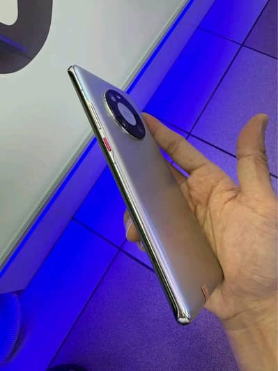 Huawei mate 40 Pro 8GB Ram 256gb03256460476 WhatsApp number