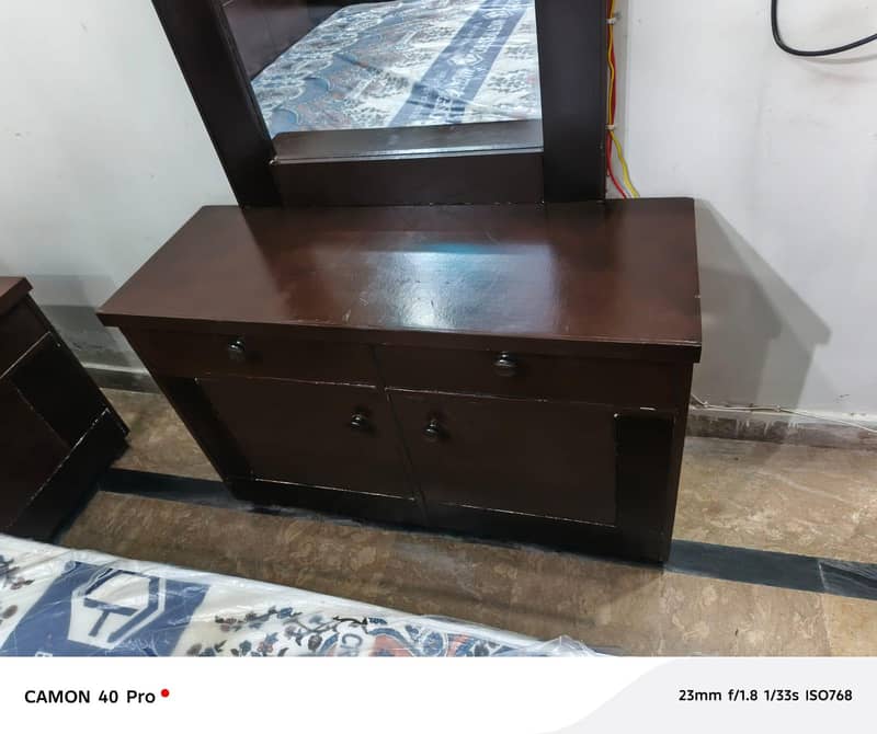 Bed with mattress & side table & dressing table 8