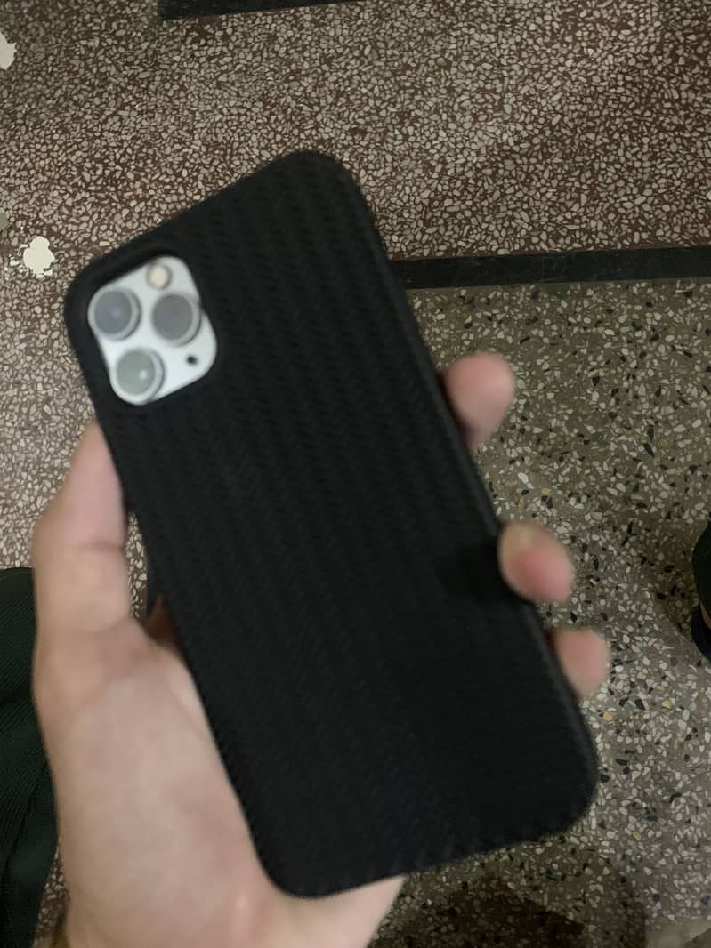 Iphone 11 pro 1