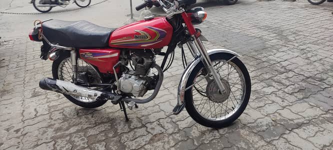 united 125