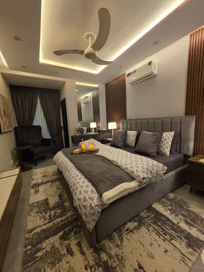 2 Bedrooms Luxury Furnished Apartment is Available For Rent in Bahria Town Lahore