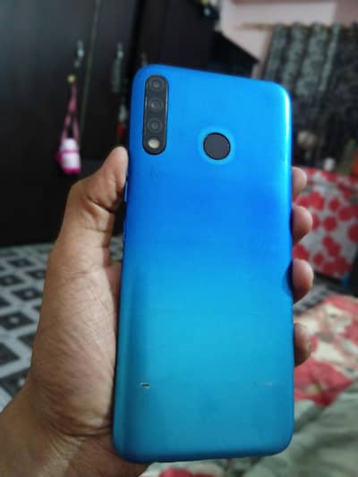 Tecno Spark 4