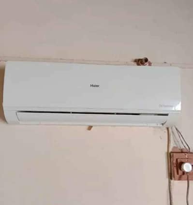 Haier AC DC inverter 1.5 ton for sale WhatsApp number 0326=24=37=142