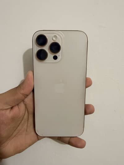 Iphone 16 Pro Max (Golden 10/10)