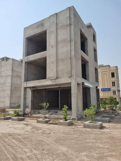 4 Marla 4 storey corner  Plaza in Royal Orchard Multan is for rent