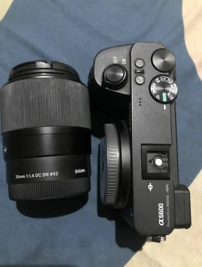 Sony alpha 6600 | sigma lense 30mm |new cameras