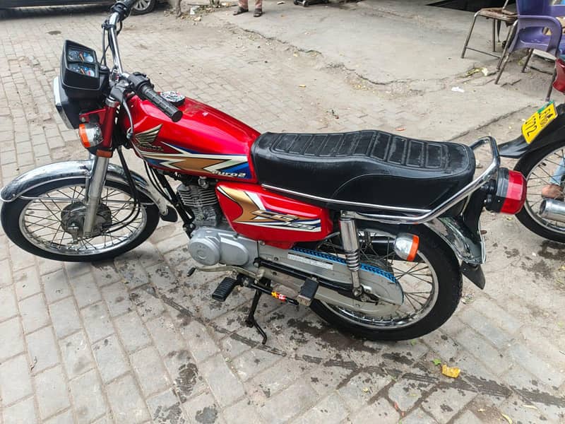 CG125 0