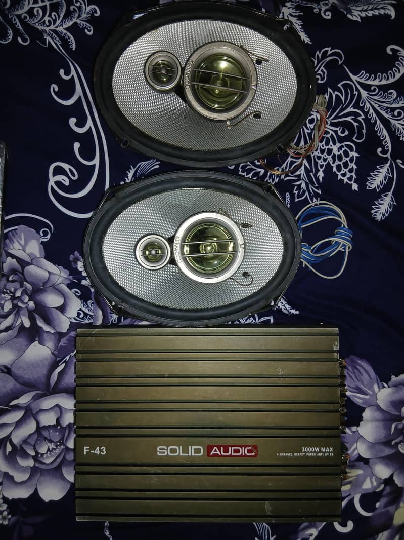 Solid Audio Amplifier Kenwood Speakers 0