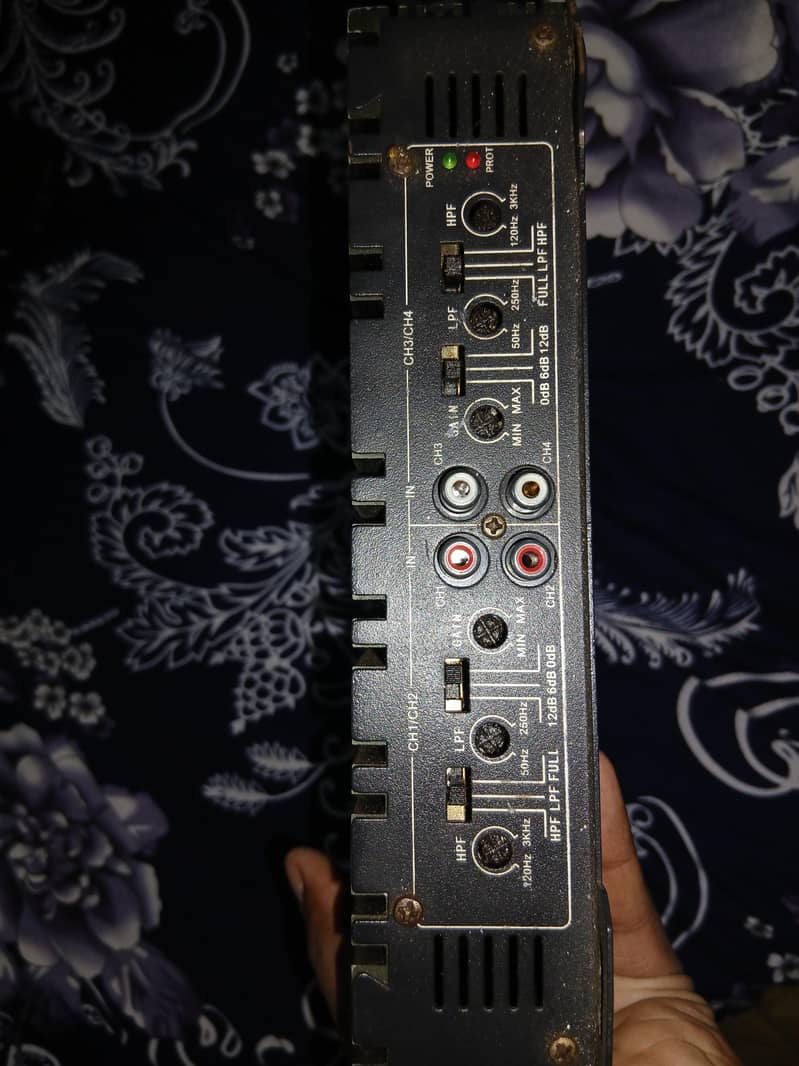 Solid Audio Amplifier Kenwood Speakers 3