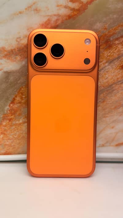 17 Pro Max Cosmic Orange
