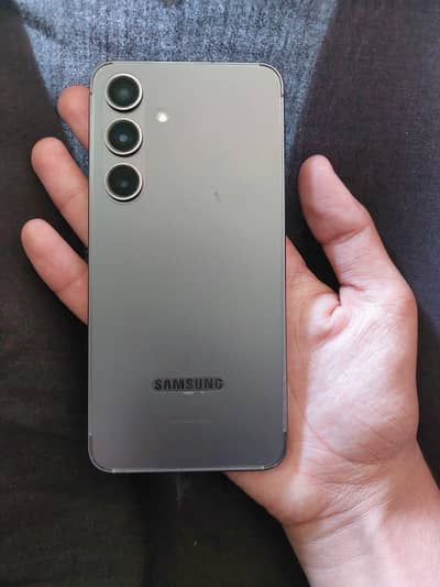 Samsung S24 8/128