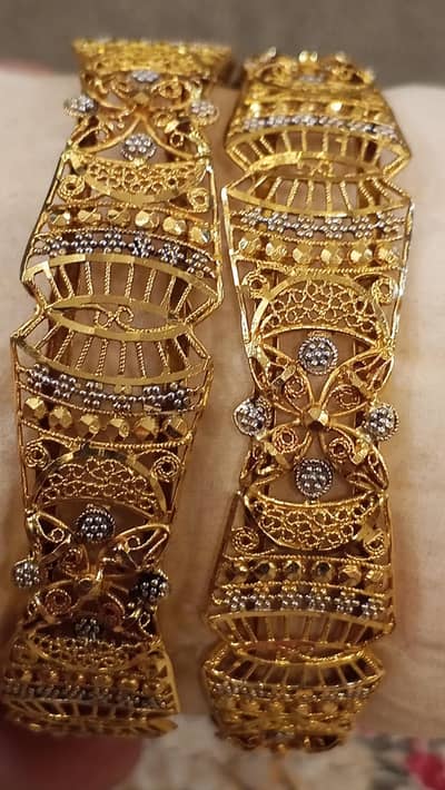gold kangan