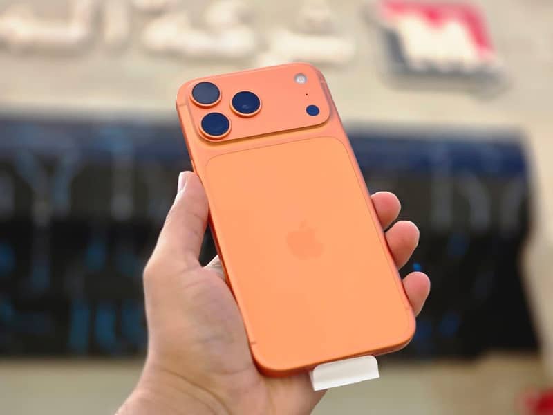 iPhone 17 pro max 1