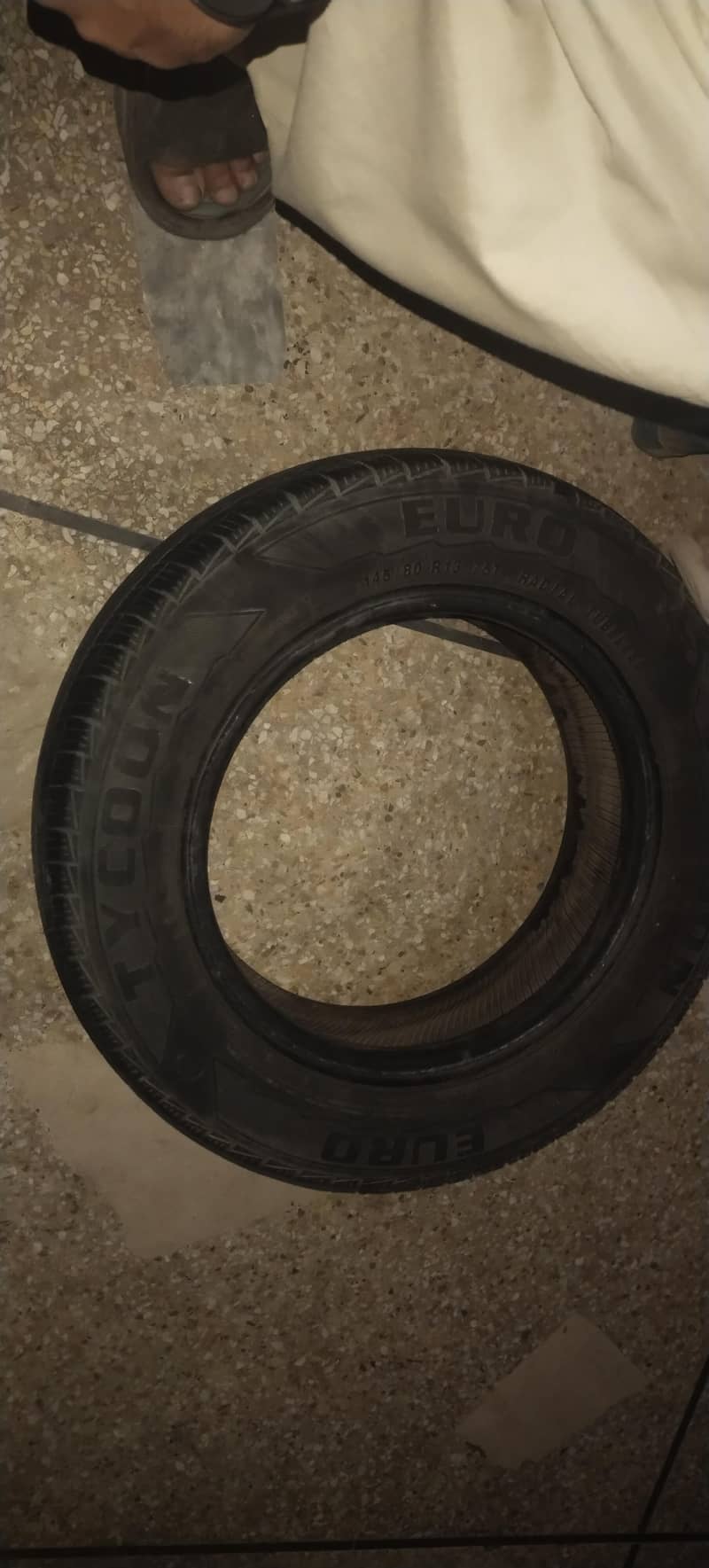 Tyre R13 2