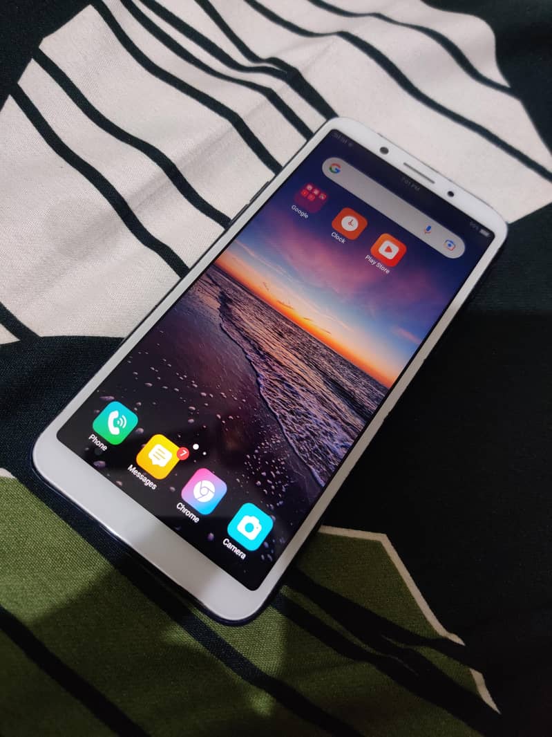 Oppo A83 2