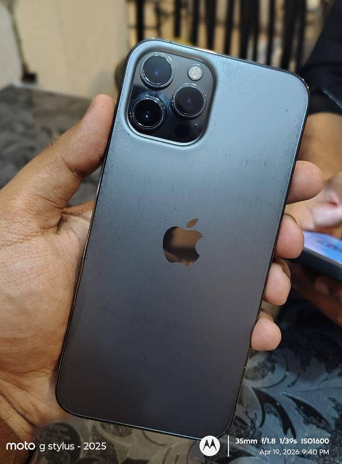 iPhone 12pro max 0