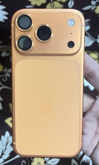 iPhone 17 pro Jv 10/10 condition