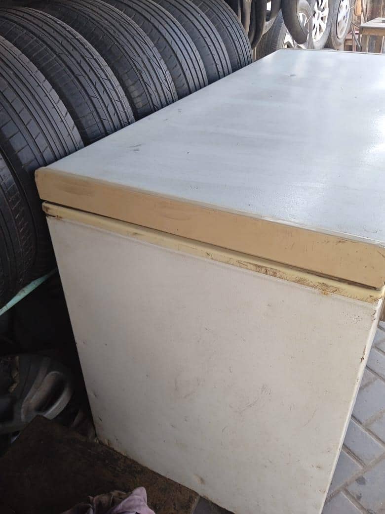D freezer 1