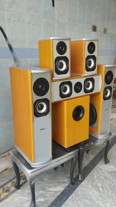 TEAC 5.1 HOME THEATER SPEAKERS 8" TRIPLE WOOFER (Yamaha JBL Klipsch)