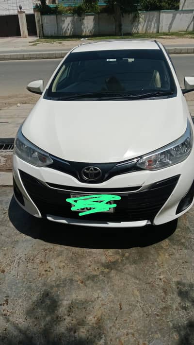 Toyota Yaris GLI  Cvt-i (auto)  2021 model