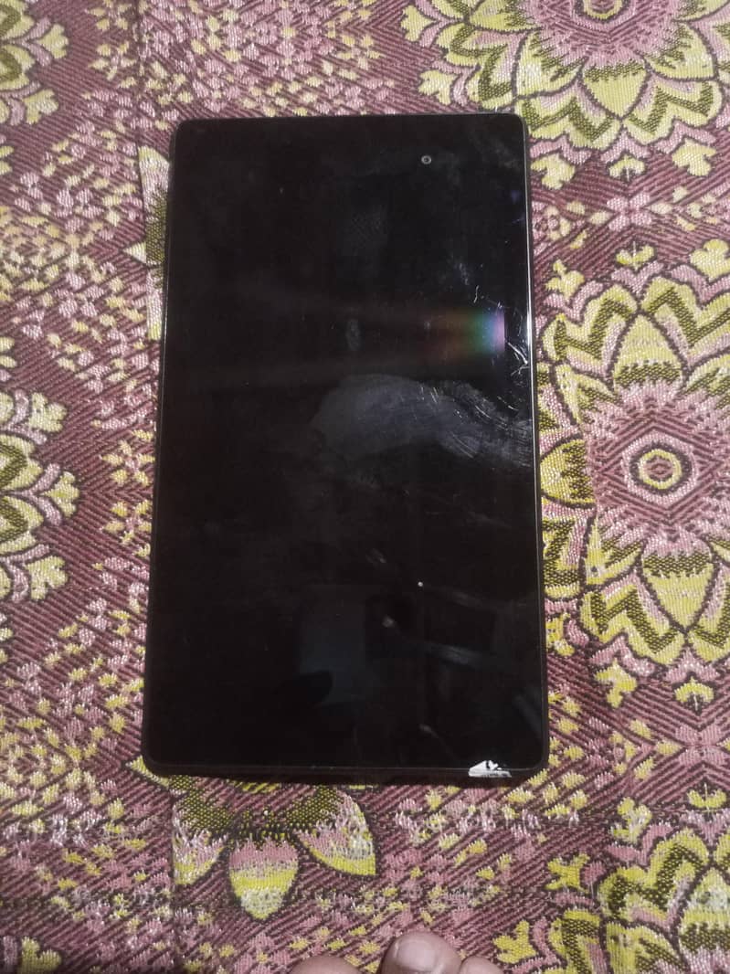 Google ( Nexus 7 ) 1