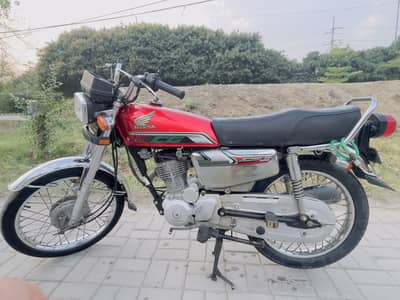 Honda 125 2022 sulf-start model urgent sale
