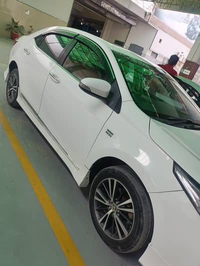 Toyota Altis Grande 2019