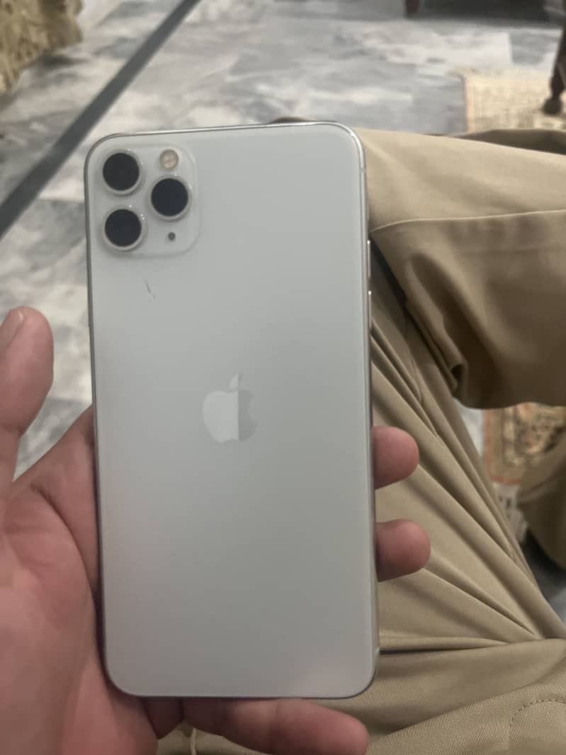 Iphone 11 pro max 1