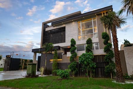 Modern Design 1 Kanal 5 Bed House Available For Sale In DHA Phase 6 Lahore