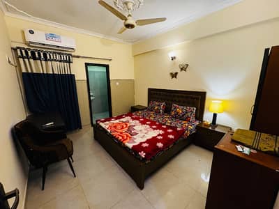 2BED APARTMENT AVAILABLE IN ISLAMABAD DAILY BASIS