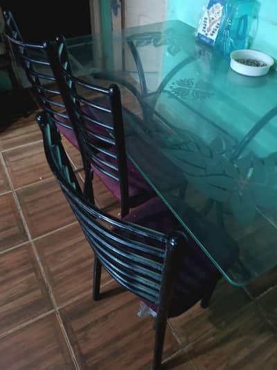 Dining table with 6 chairs