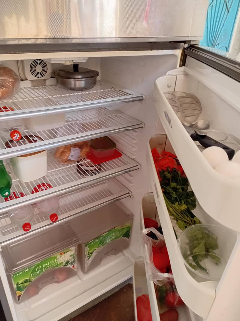 Dawlance Refrigrater 8