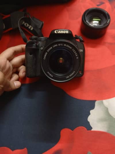 CANON 450-D with 2 lenses