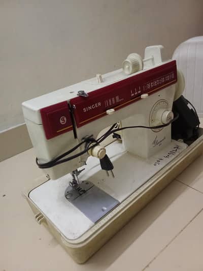 Singer Sewing Machine for sale