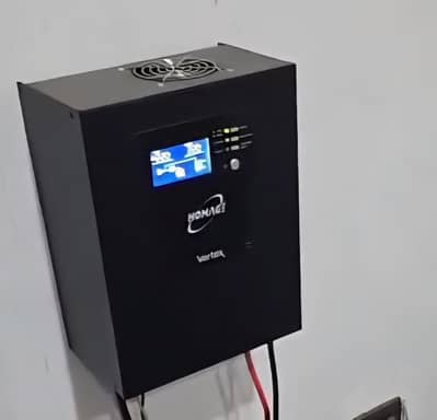 Homage Vertex Series (HVS-2414SCC) UPS Solar Supported Inverter