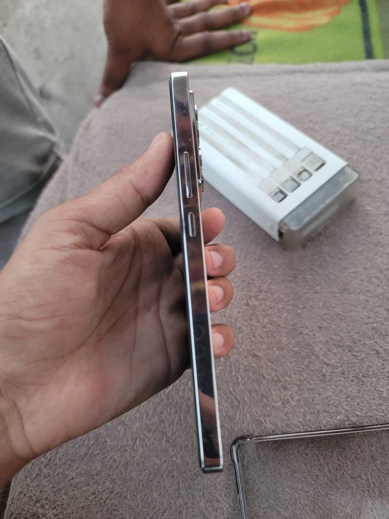 Note 40 infinix 4