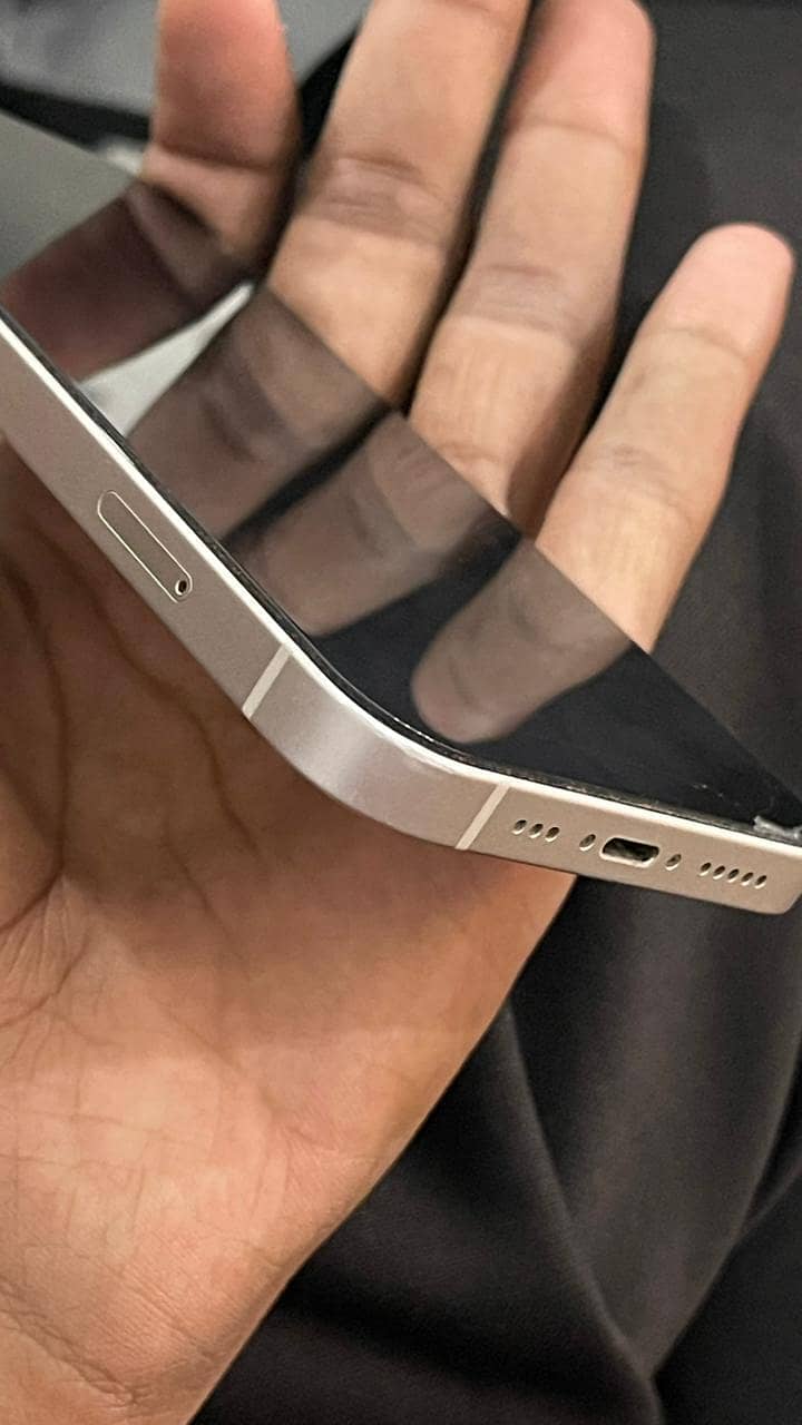 Iphone 14 3