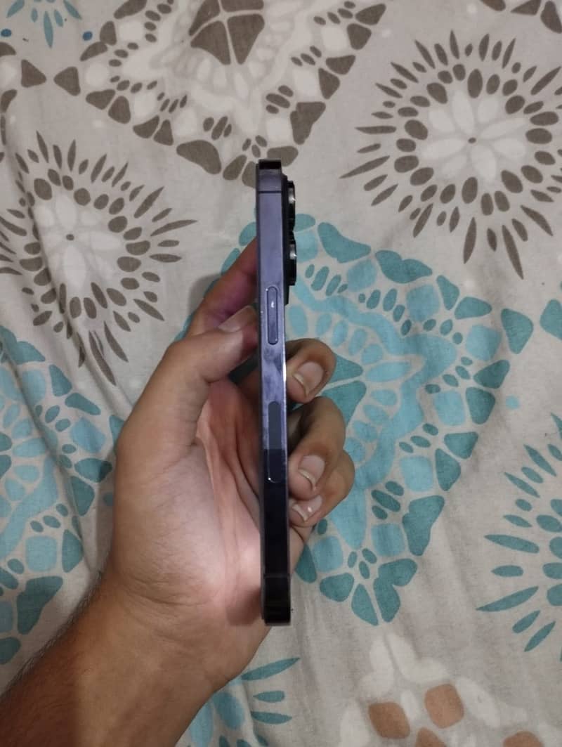 IPHONE 14 PRO 2