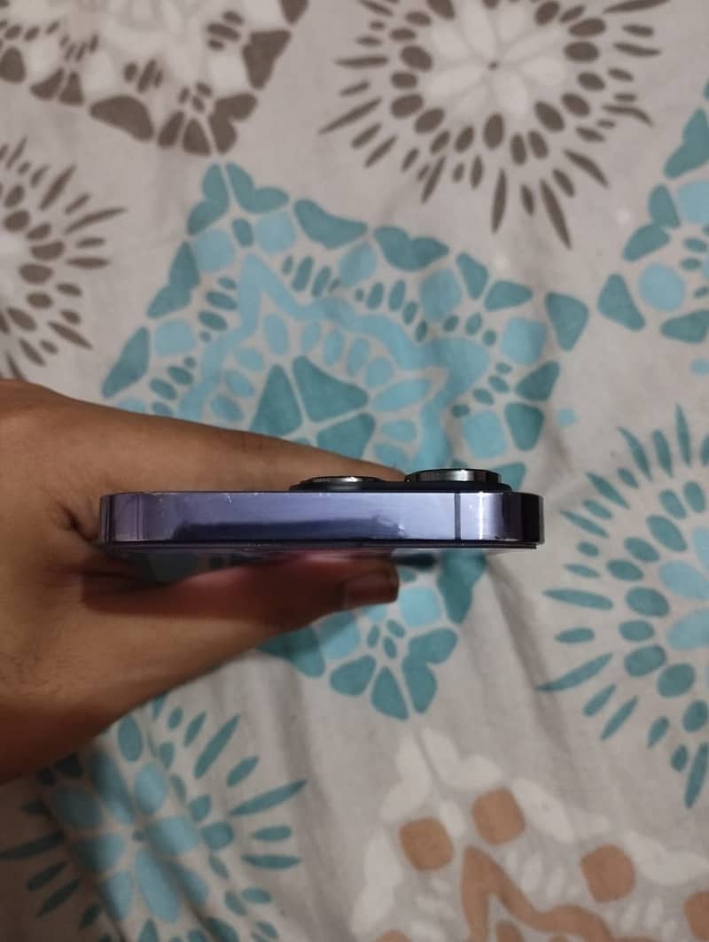 IPHONE 14 PRO 5