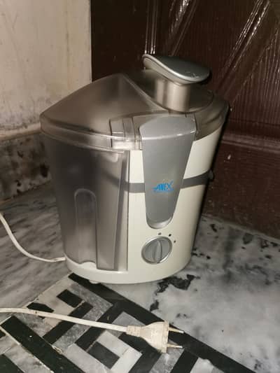 brand new Italian juicer