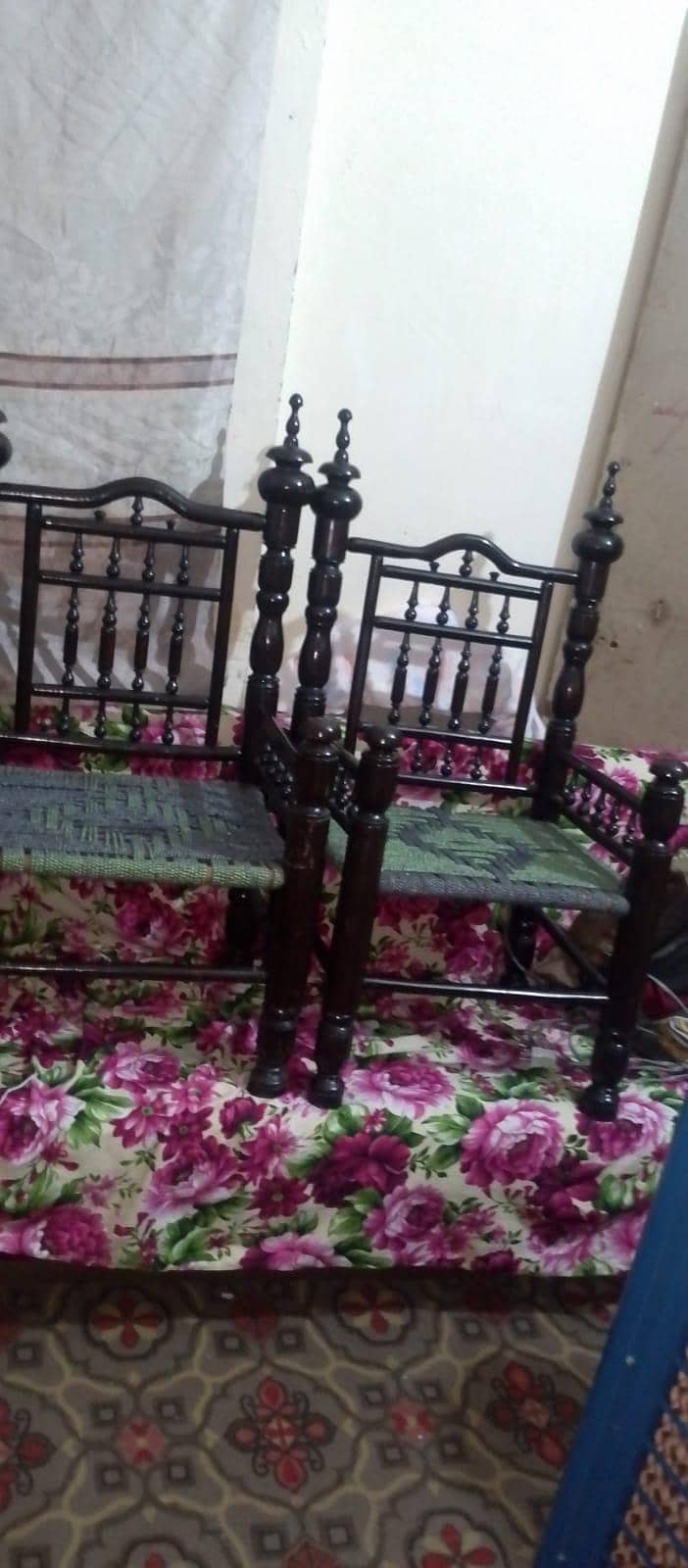Two chairs chinyoti 0